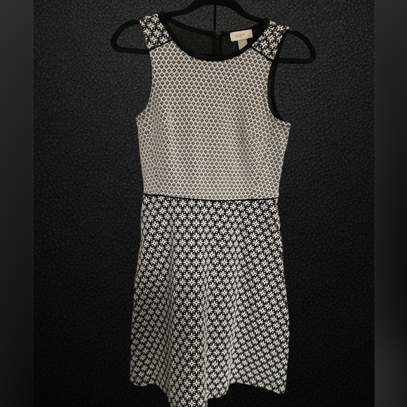 LOFT dress size 0. - Picture 1 of 5